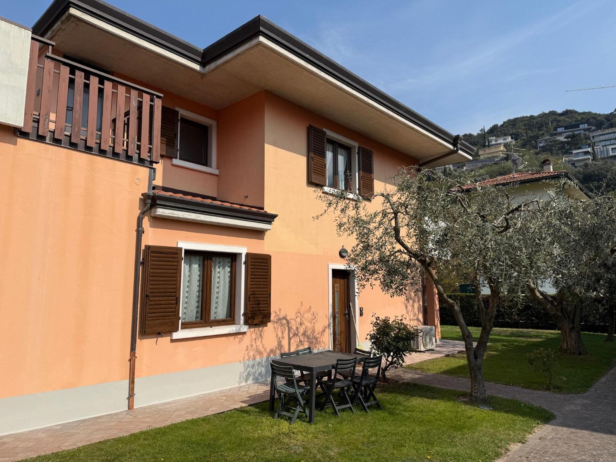 Apartament Casa Martinelli Torbole Sul Garda Zewnętrze zdjęcie